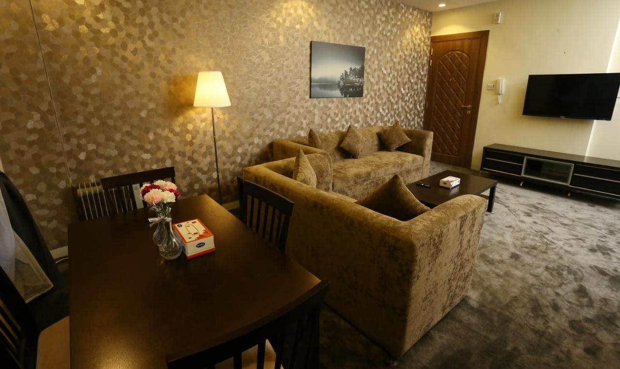 Апарт отель Le Paris Residency Sabah Al Salem Экстерьер фото